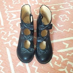 Dolce by MOJO Moxy booties